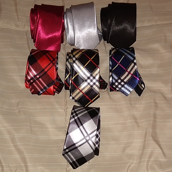 BOGO 🆓! 👔7 Assorted Skinny Neckties - Picture 5 of 5
